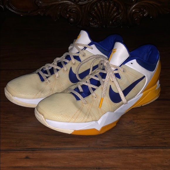 used kobe shoes